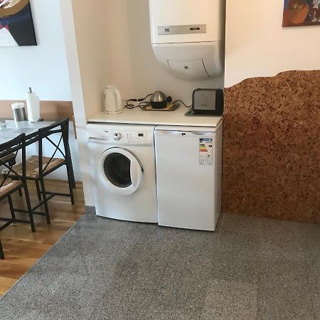 Lg Lovely Apartment Stockerau Ngoại thất bức ảnh