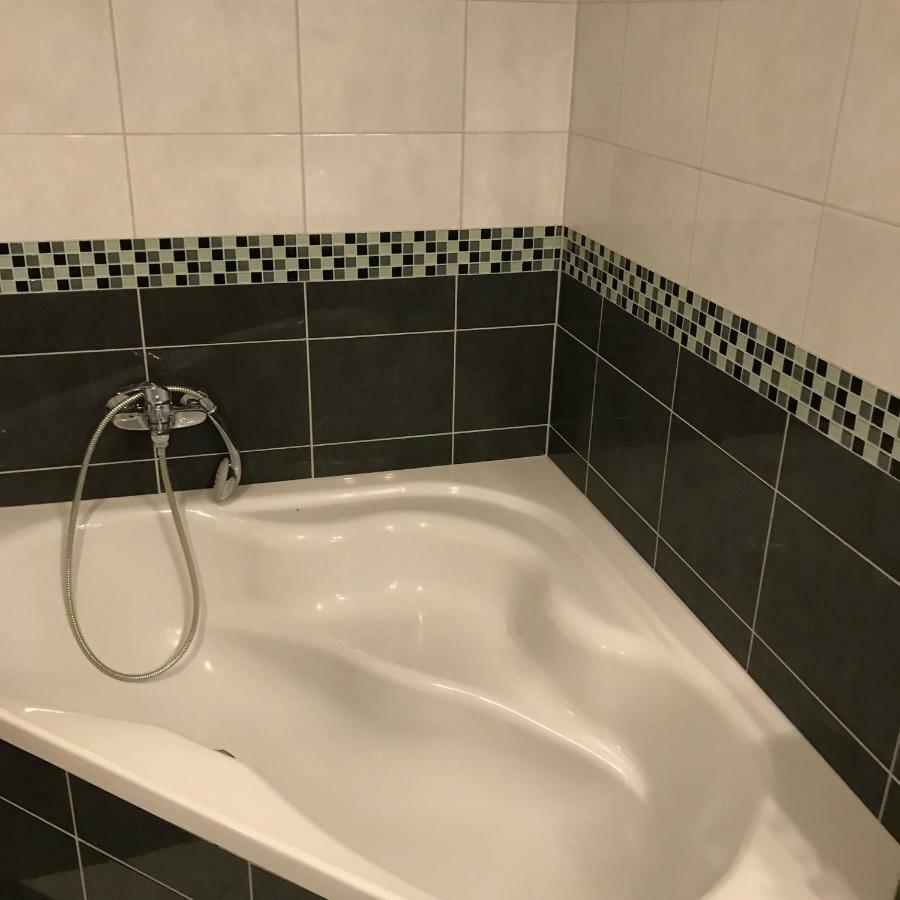 Lg Lovely Apartment Stockerau Ngoại thất bức ảnh